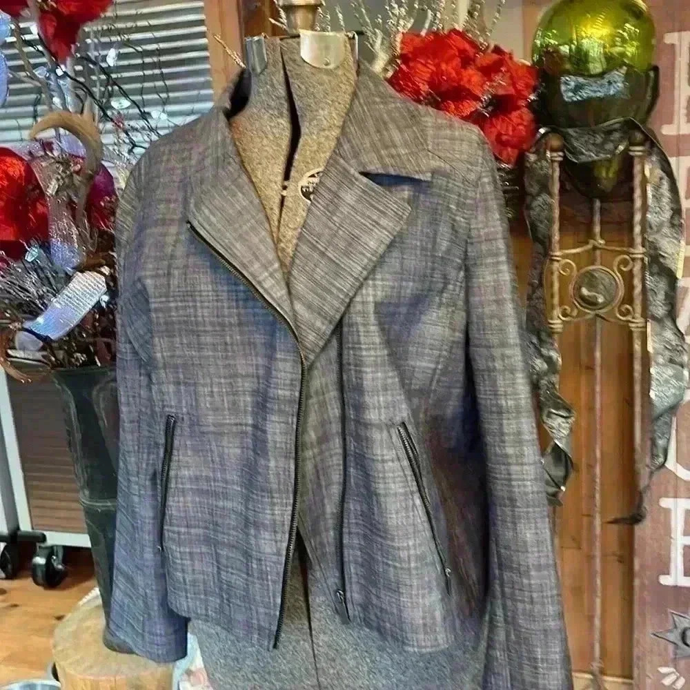 Liz Claiborne brand new blazer. Xx large.